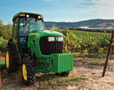 John Deere Narrow Tractors for Vineyards and Orchards