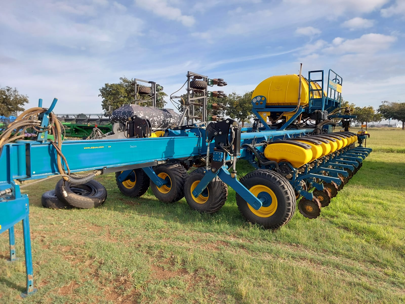 Equalizer Precision Planter For Sale at AFGRI Equipment (Delmas)