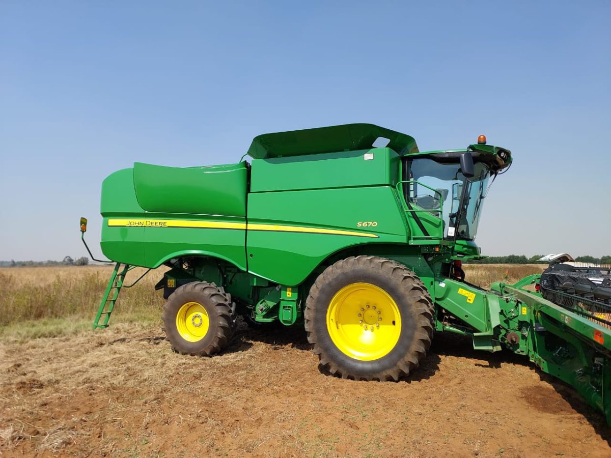 John Deere - S670 Combine Harvester - For Sale at AFGRI Equipment (Delmas)
