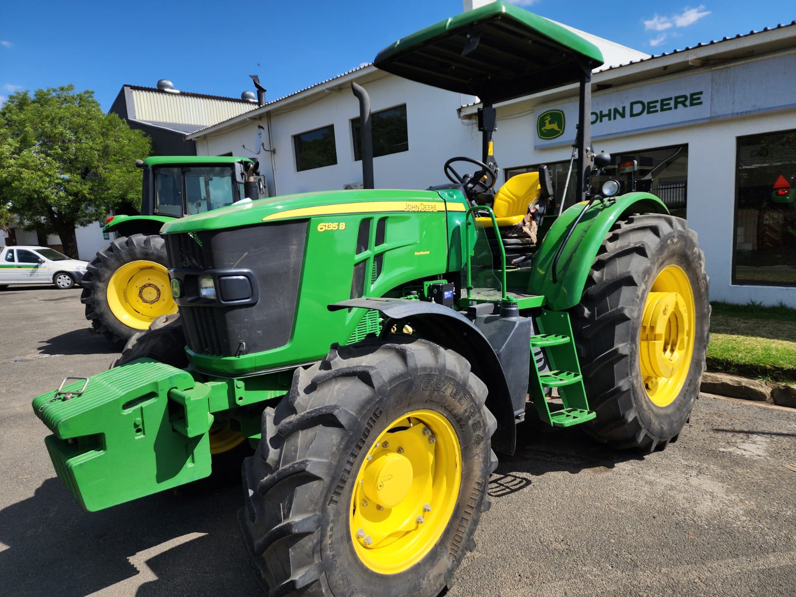 John Deere 6135B tractor for sale in Harrismith