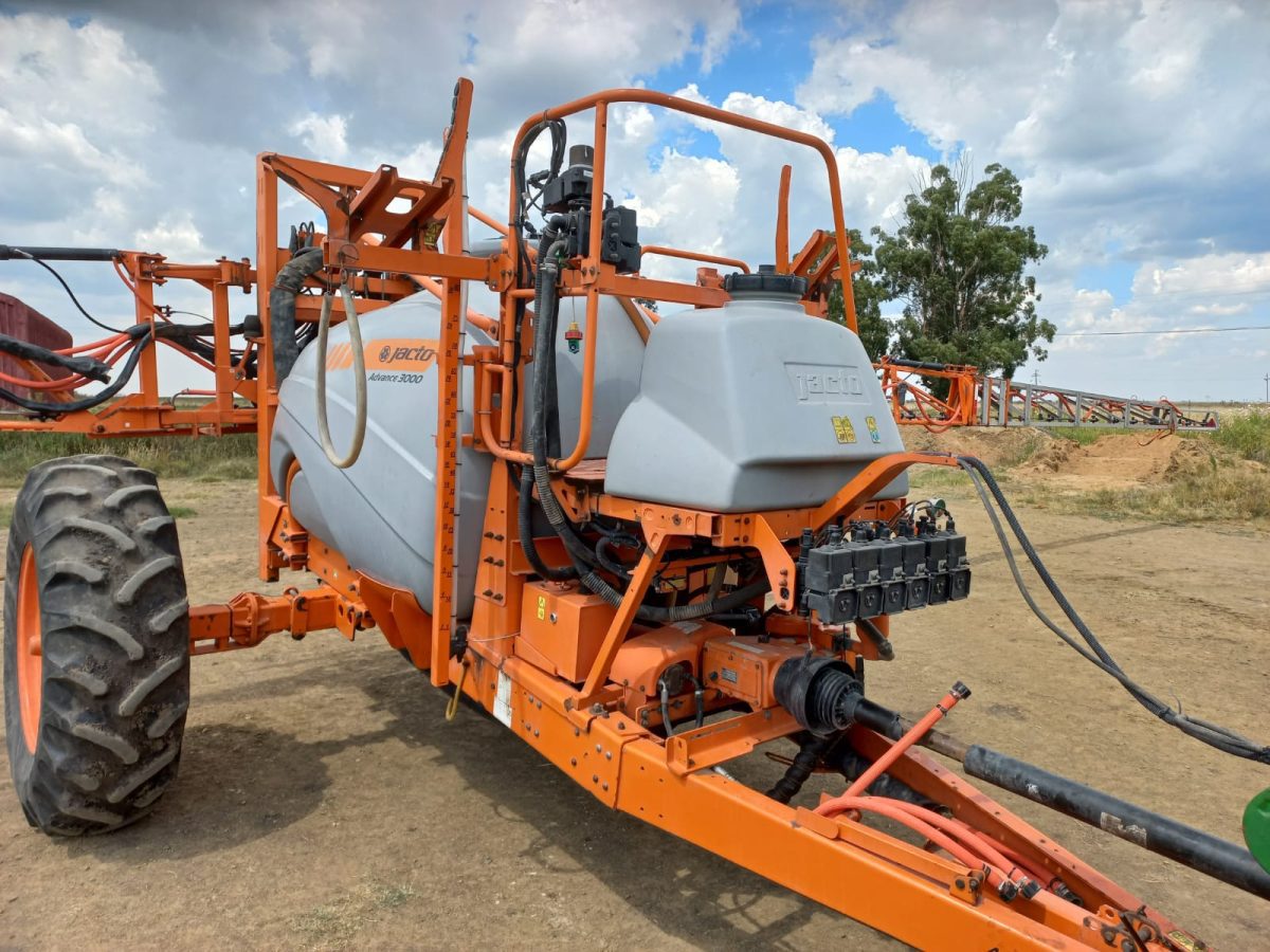 Jacto AM24 Sprayer For Sale at AFGRI Equipment (Bethal)