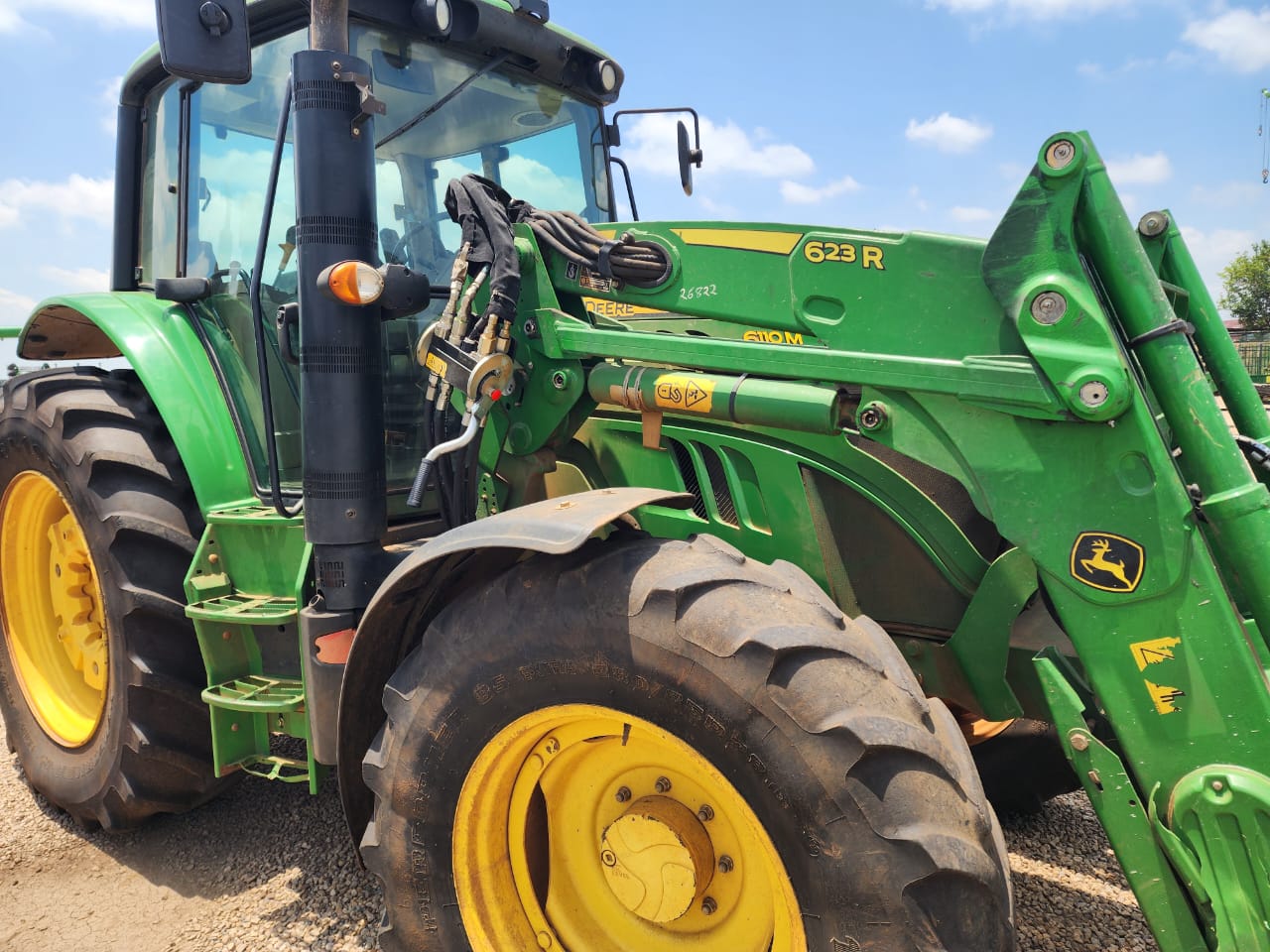 John Deere 6110M Cab with Loader for sale in Delmas