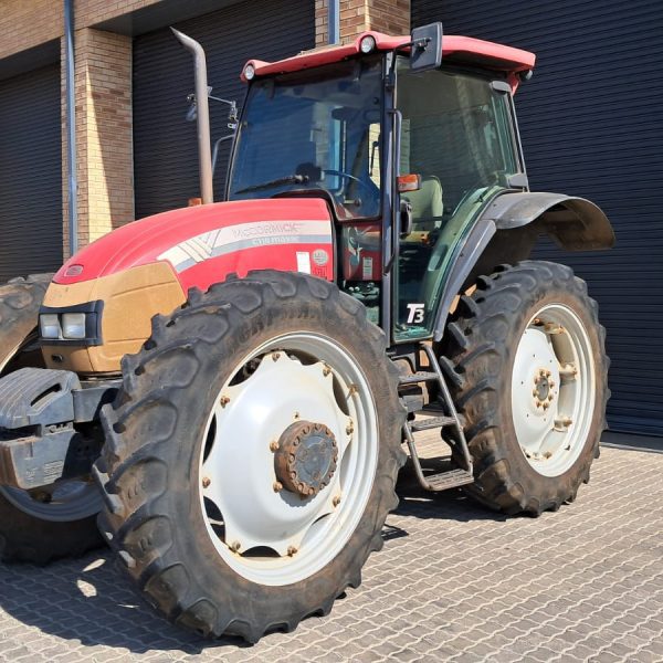 McCORMICK -C110 MAX HC CAB- (Polokwane)