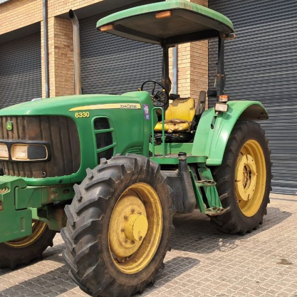 JOHN DEERE - 6330 OOS MFWD - (Polokwane)