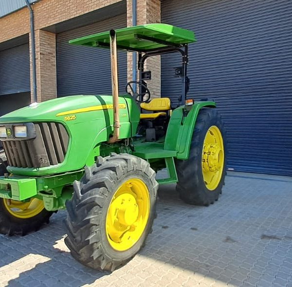 John Deere - 5625 OOS MFWD - (Polokwane)