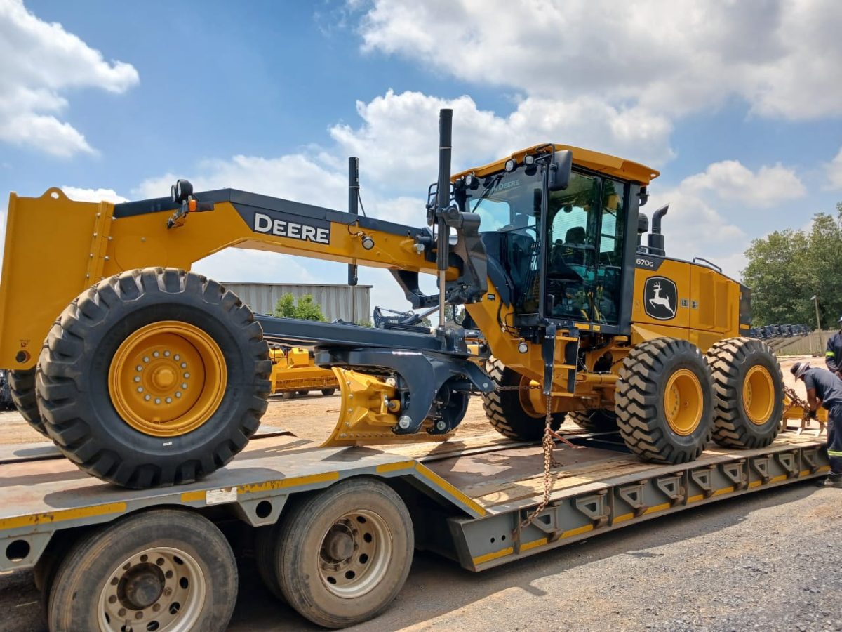 John Deere - 670G Motor Grader - (Marquard)