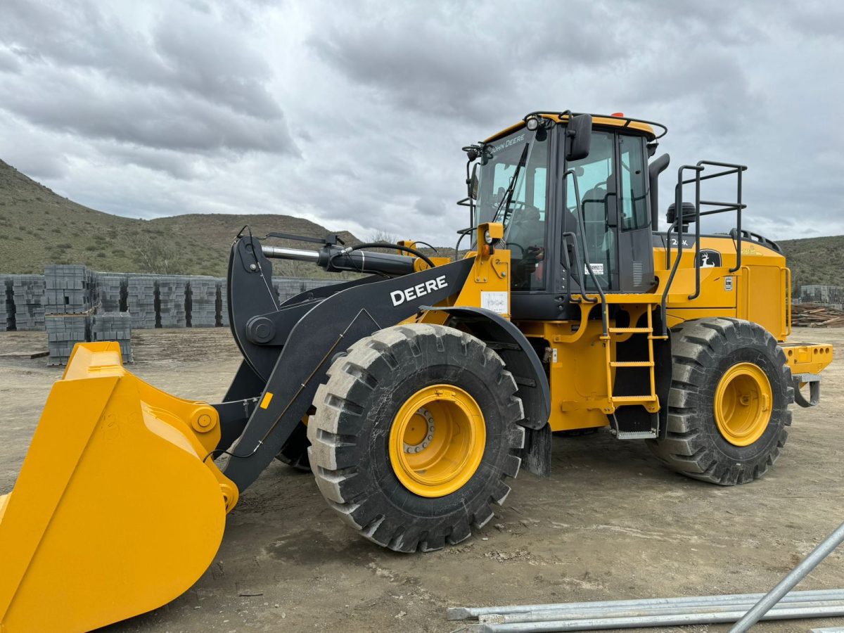 John Deere - 724K Loader - (Middelburg)