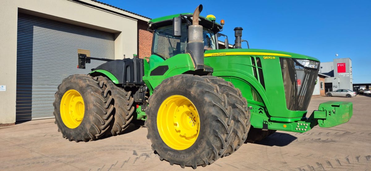John Deere - 9570R - (Middelburg)