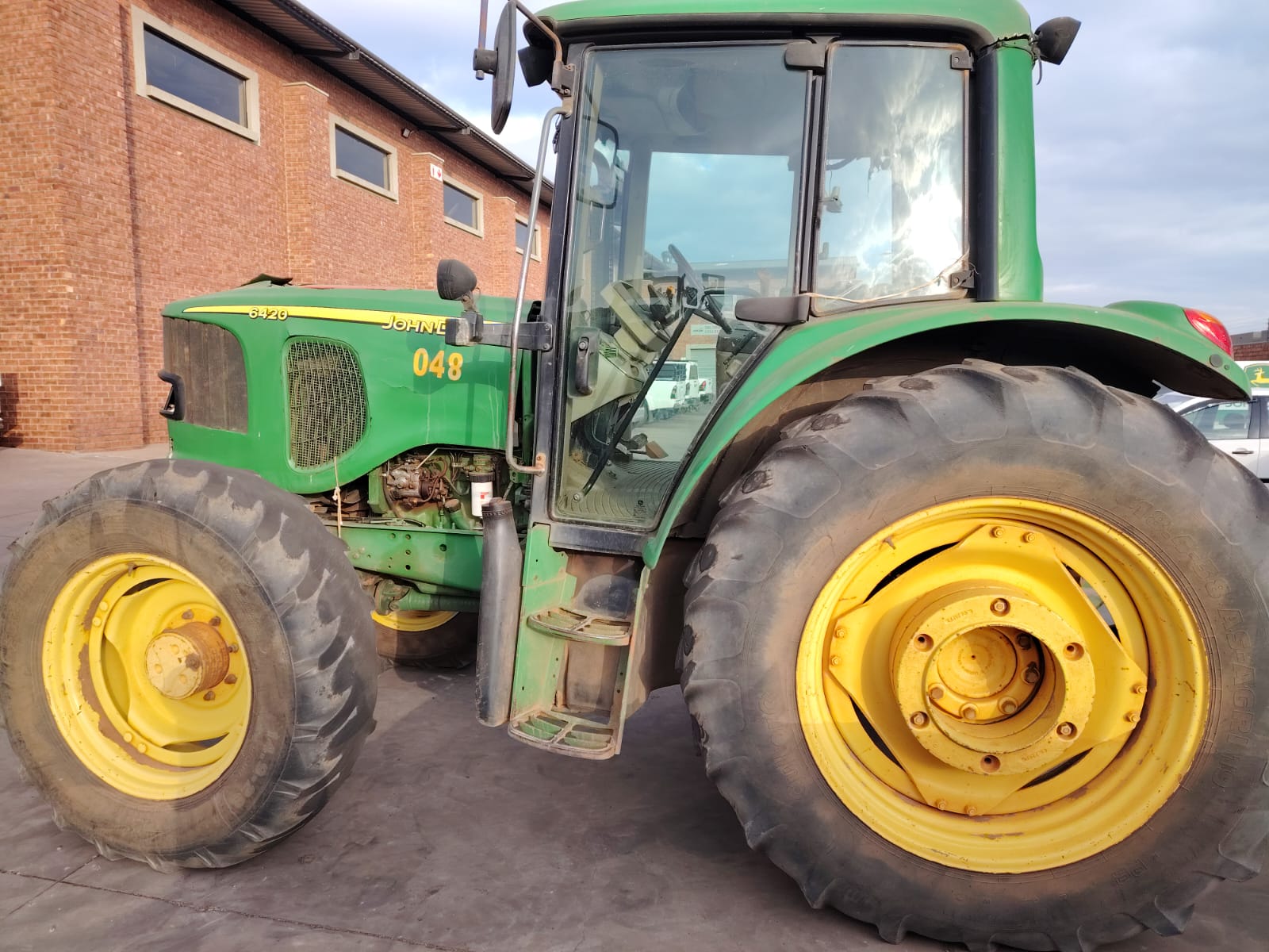John Deere 6420 - 508193 - LH View