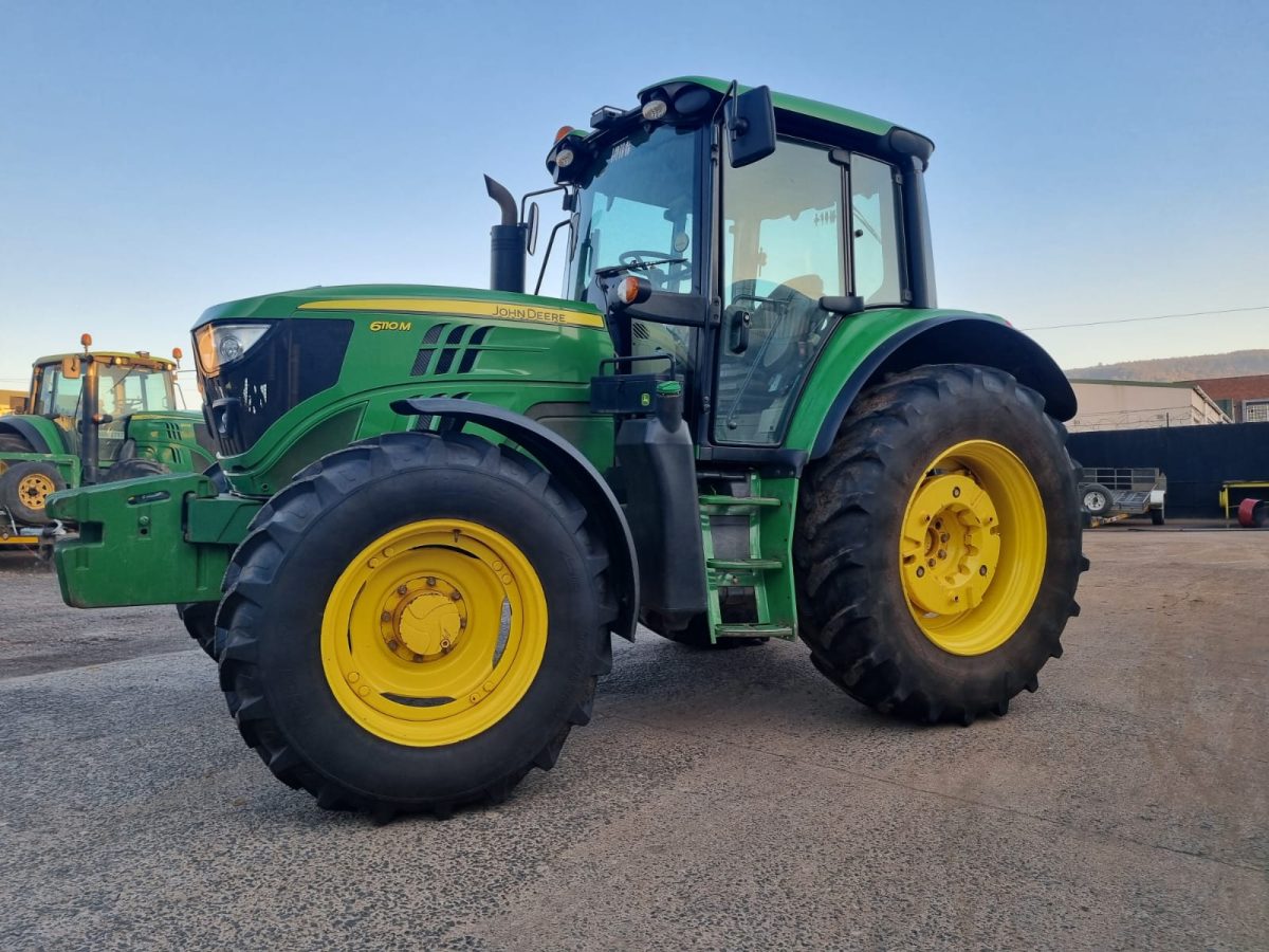 JD 6110M Cab - 508172 - RH View