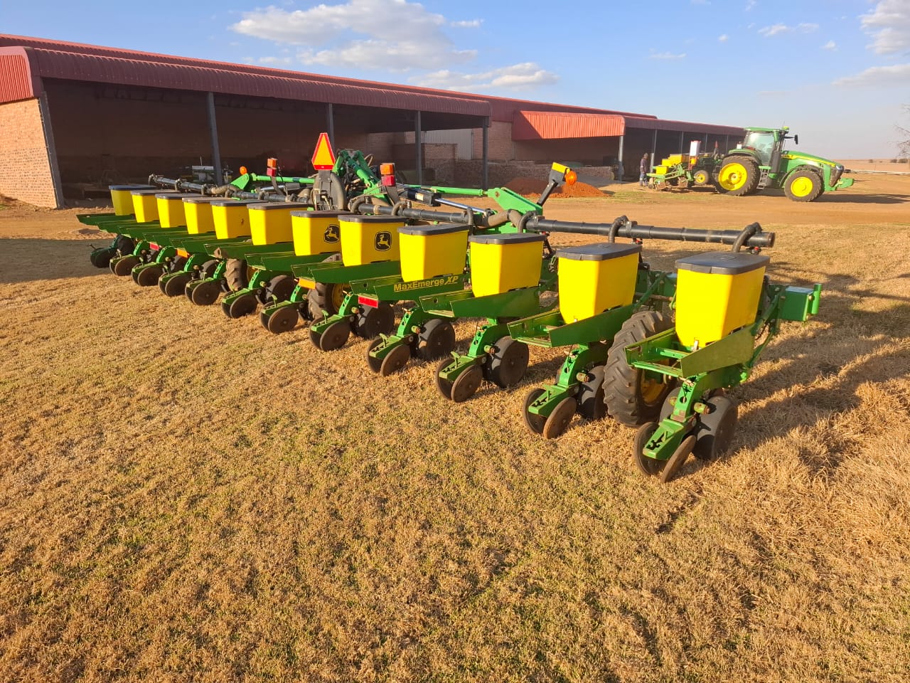 JOHN DEERE 1720 STACKFOLD 12R 0,76m PLANTER