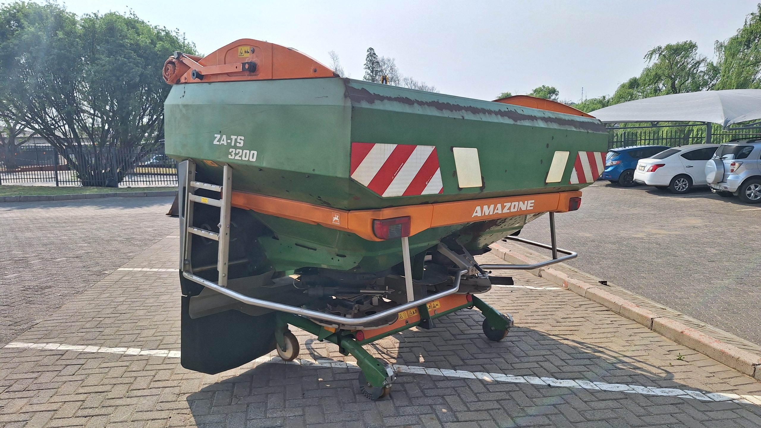Amazone - ZA-TS 3200 Spreader - For Sale AFGRI Equipment (Bethal)
