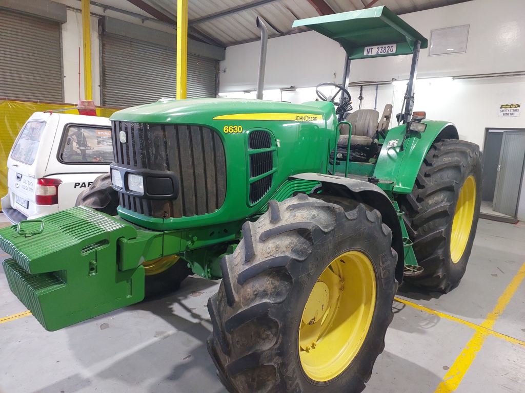 John Deere - 6630 MFWD OOS PR - For Sale at AFGRI Equipment (Salt Rock) - 3/4 Front View