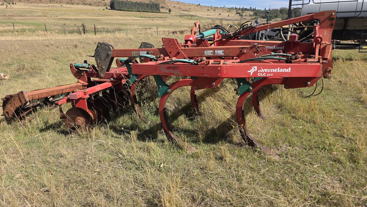 Kverneland - CLC Pro 500F 17 Tine - For Sale at AFGRI Equipment (Newcastle) 1