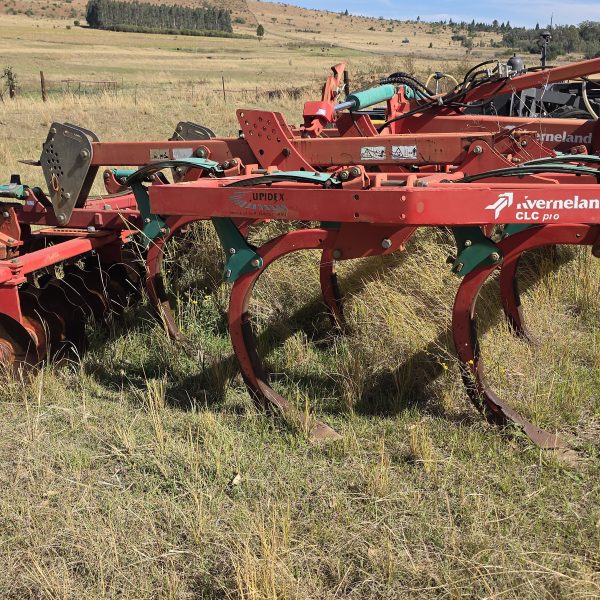 Kverneland - CLC Pro 500F 17 Tine - For Sale at AFGRI Equipment (Newcastle) 1