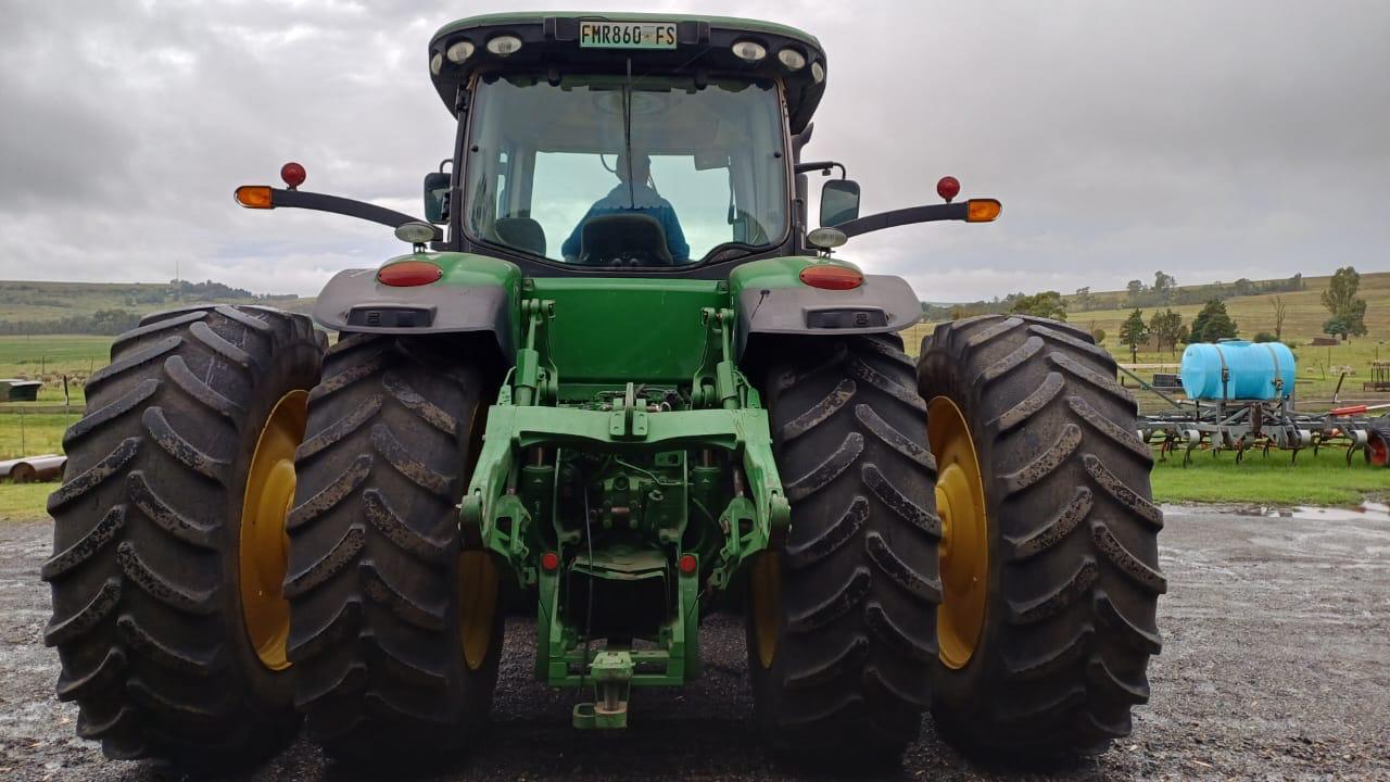 John Deere - 8285R Tractor - For Sale AFGRI Equipment (Bethlehem) - Back View John Deere - 8285R Tractor - For Sale AFGRI Equipment (Bethlehem) - Back View