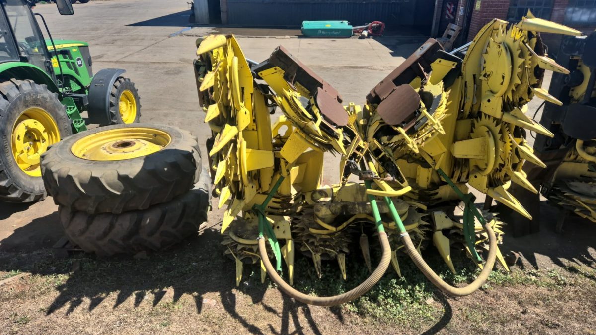 John Deere - 375+ Header - For Sale at AFGRI Equipment (Pietermaritzburg)