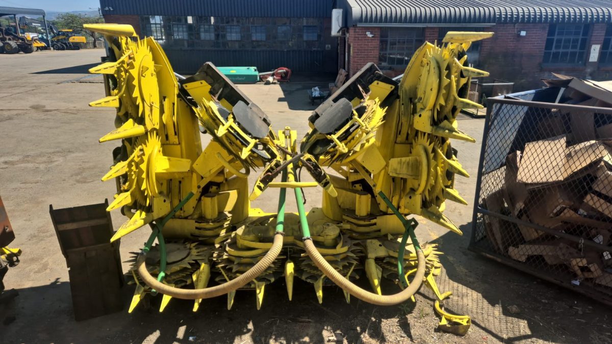 John Deere - 375+ Header - For Sale at AFGRI Equipment (Pietermaritzburg) (2)