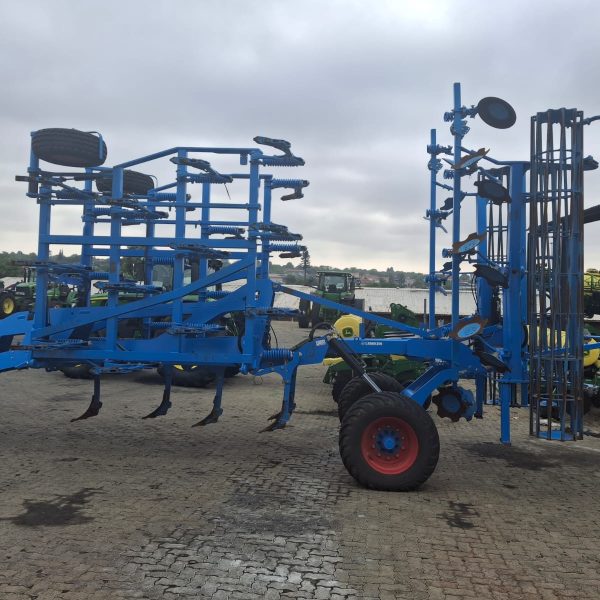 Lemken - KARAT 12/700 Cultivator - For Sale at AFGRI Equipment (Standerton) - Side View