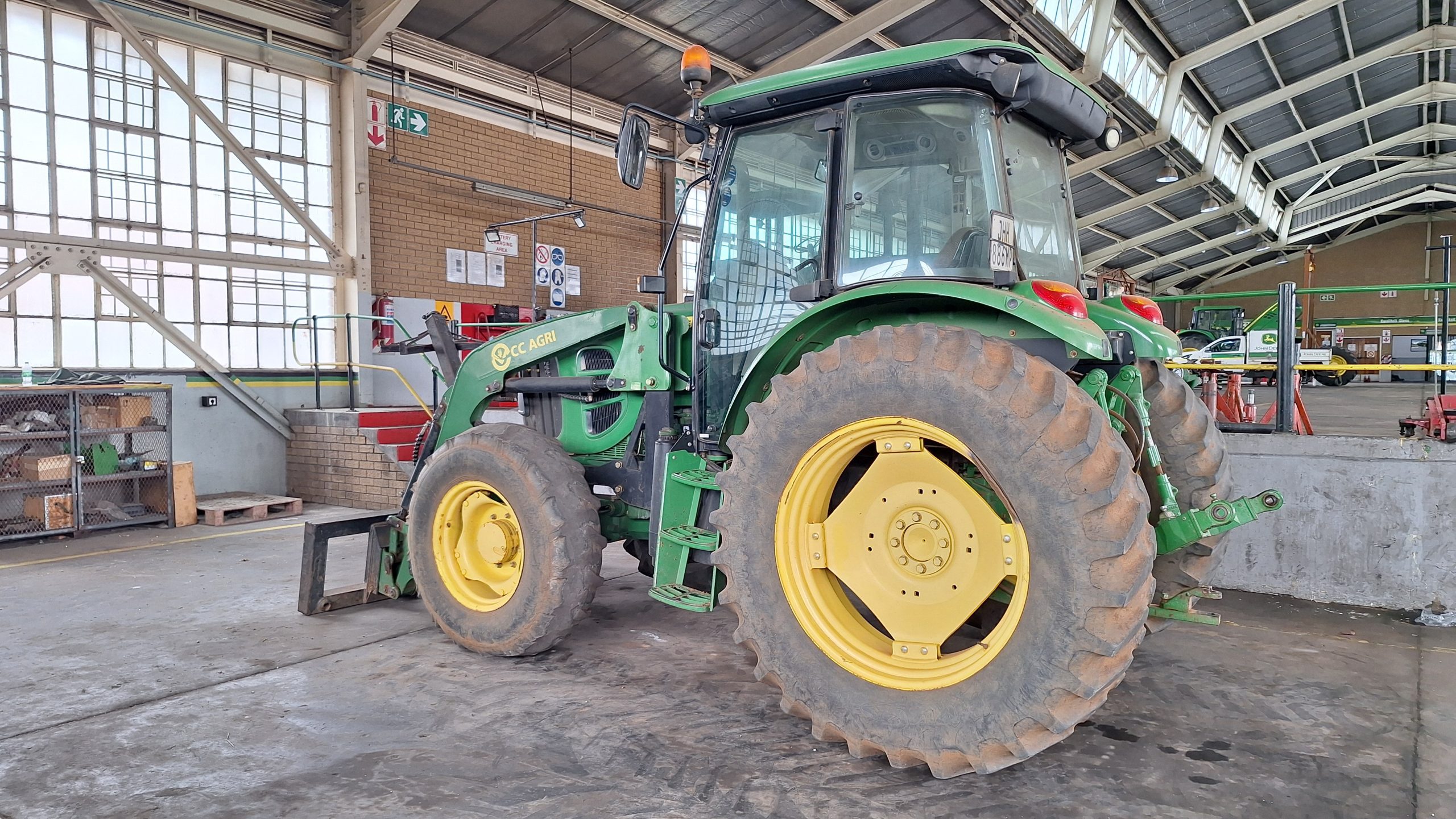 John Deere - 6130D Tractor - For Sale AFGRI Equipment (Bethal) - 3/4 Back View John Deere - 6130D Tractor - For Sale AFGRI Equipment (Bethal) - 3/4 Back View