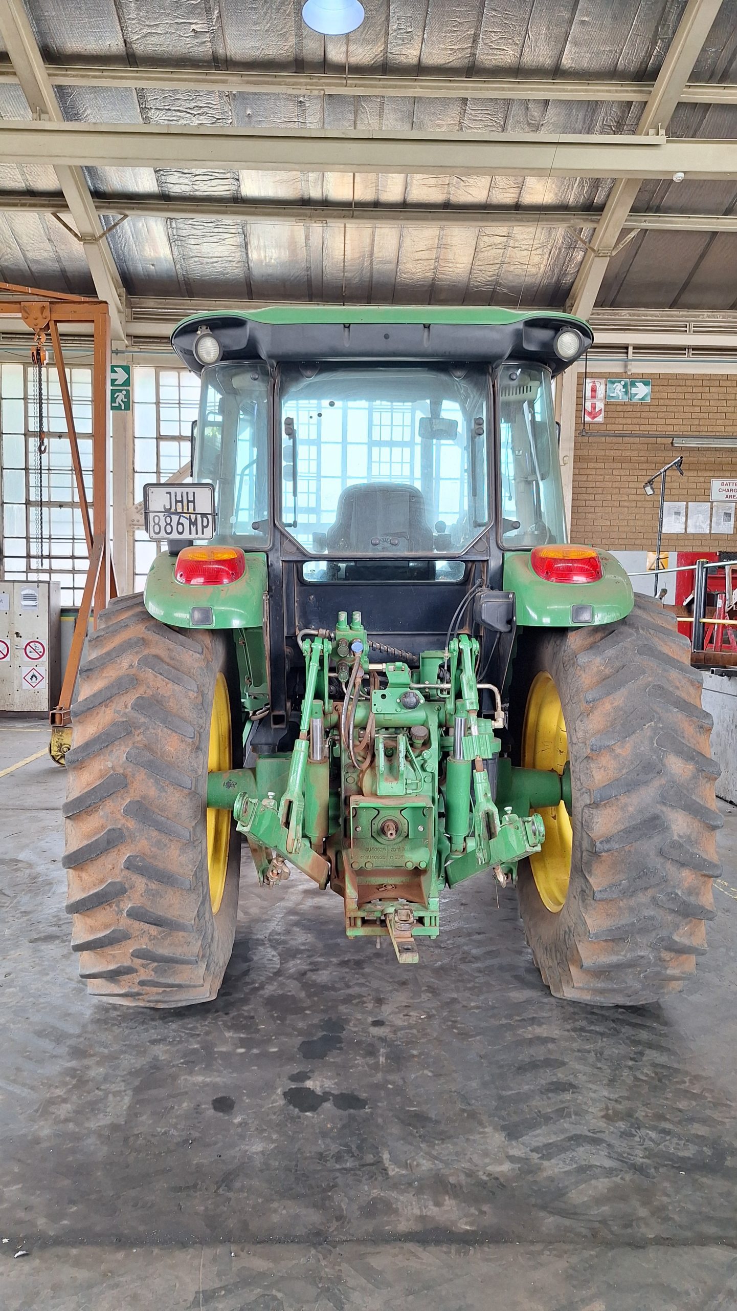 John Deere - 6130D Tractor - For Sale AFGRI Equipment (Bethal) - Back View John Deere - 6130D Tractor - For Sale AFGRI Equipment (Bethal) - Back View
