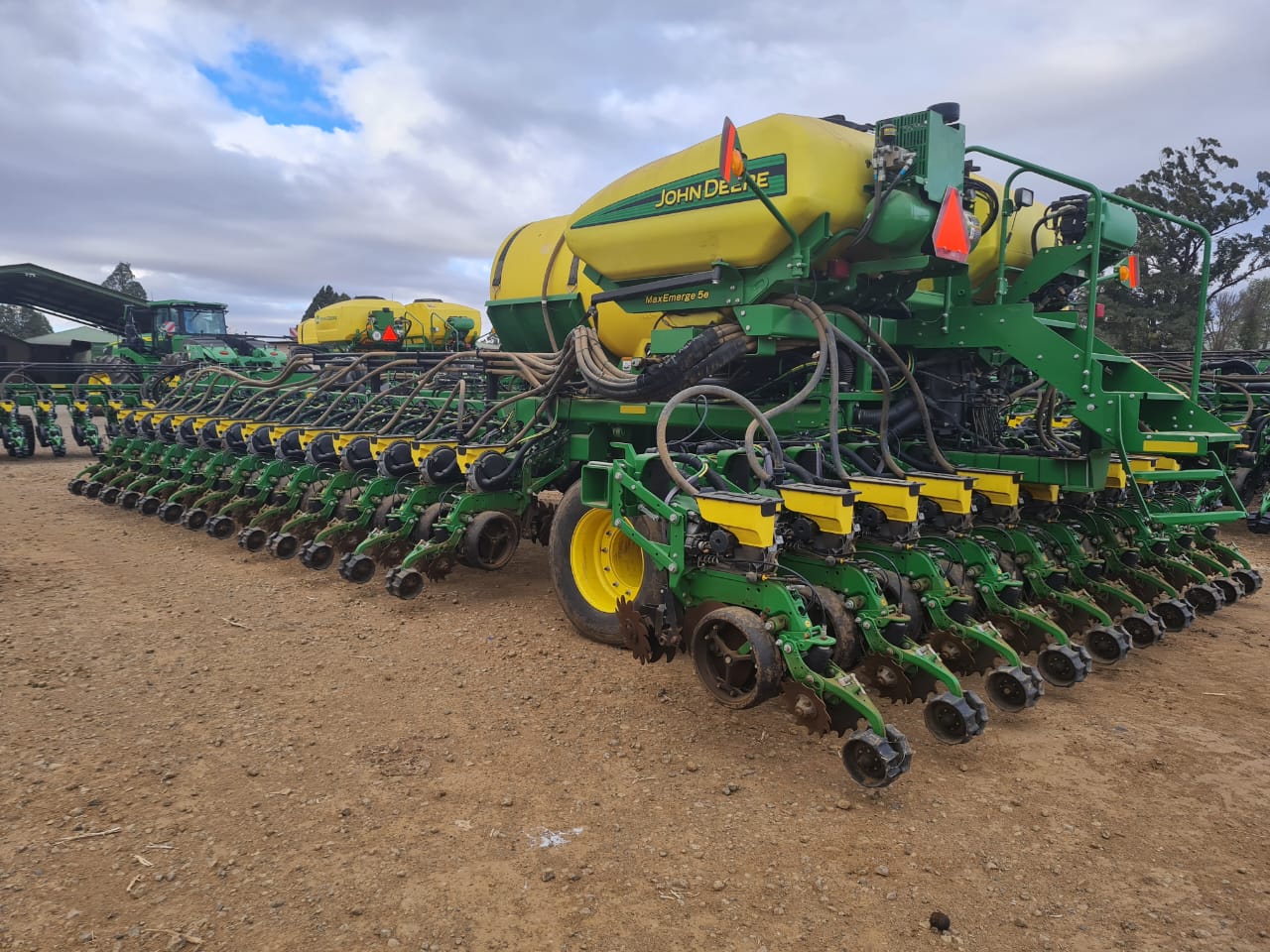 John Deere - DB66 Planter - For Sale at AFGRI Equipment (Standerton)