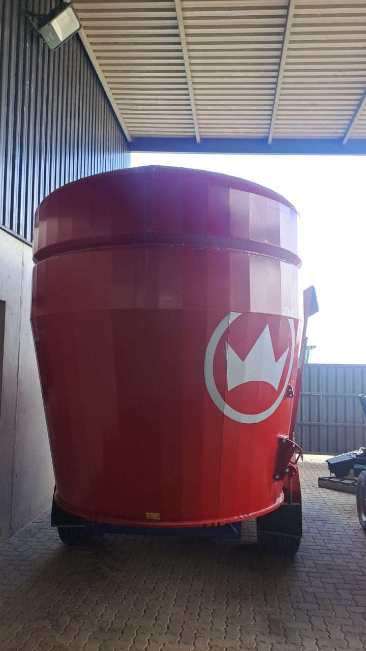 Siloking - Avant 4.0 Vertical Feed Mixer - For sale at AFGRI Equipment Caledon