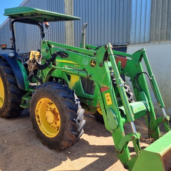 John Deere - 5105M MFWD Tractor - For Sale at AFGRI Equipment (Greytown)