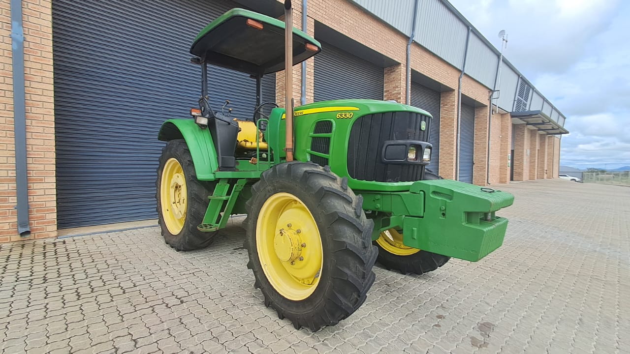 John Deere - 6330 Tractor - For Sale at AFGRI (Polokwane) - Right Front