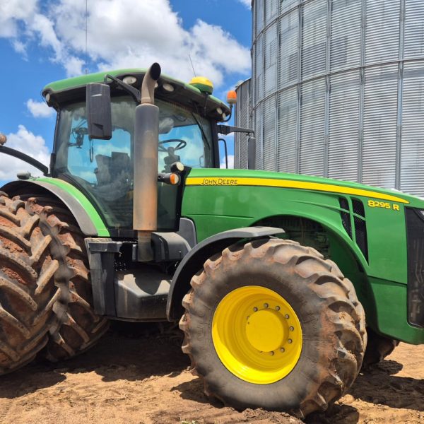 John Deere - 8295R MFWD CAB Tractor - For Sale at AFGRI (Vryheid)