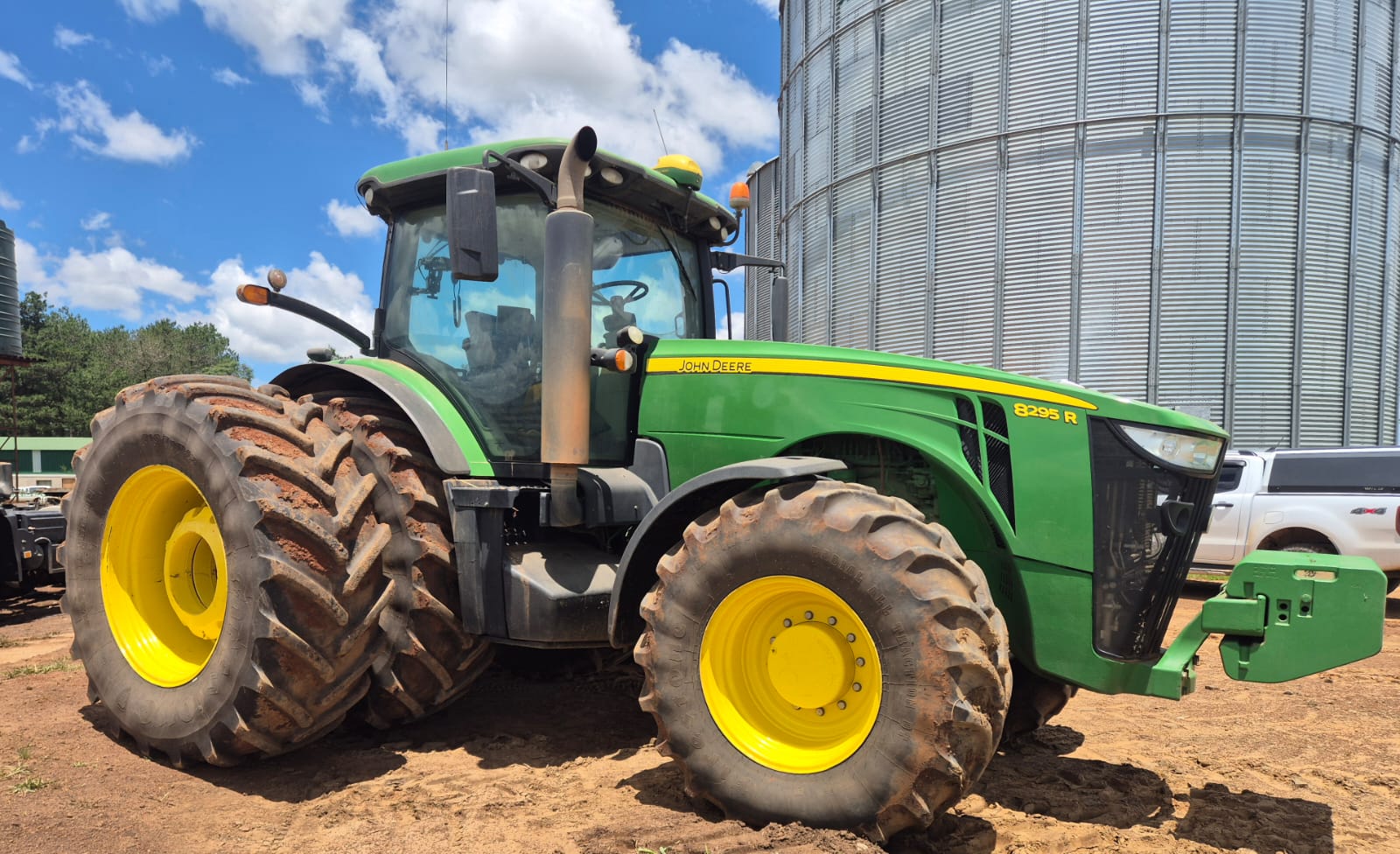John Deere - 8295R MFWD CAB Tractor - For Sale at AFGRI (Vryheid)