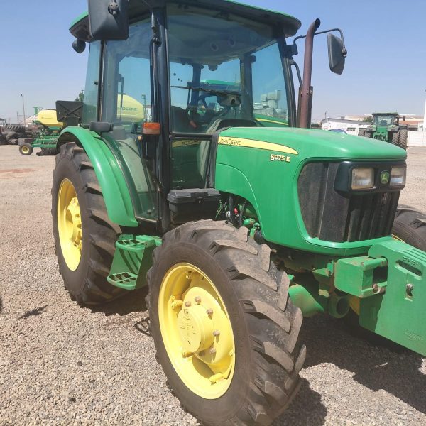 John Deere - 5075E Cab Tractor - For Sale at AFGRI Equipment (Delmas)