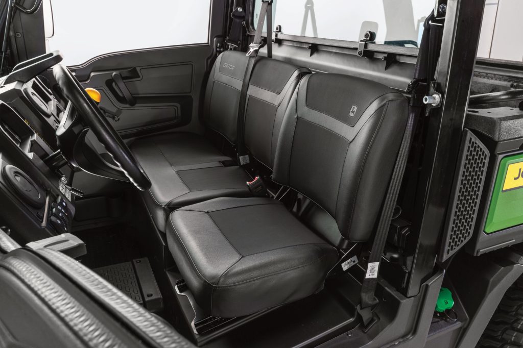 Interior seating of John Deere XUV 875M Diesel