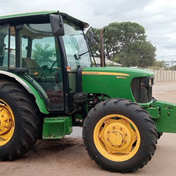 John Deere - 5075E Tractor - For Sale at AFGRI Equipment (Marble Hall) (2)
