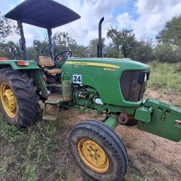 John Deere - 5055E OOS Tractor - For Sale at AFGRI (Polokwane)