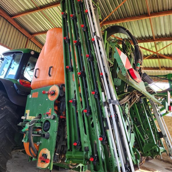 Amazone - UF 1801 24M Mounted Sprayer - For sale at AFGRI (Harrismith)