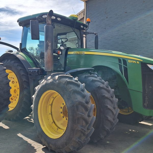 John Deere - 8295R Tractor - For Sale AFGRI Equipment (Bethal) (2)