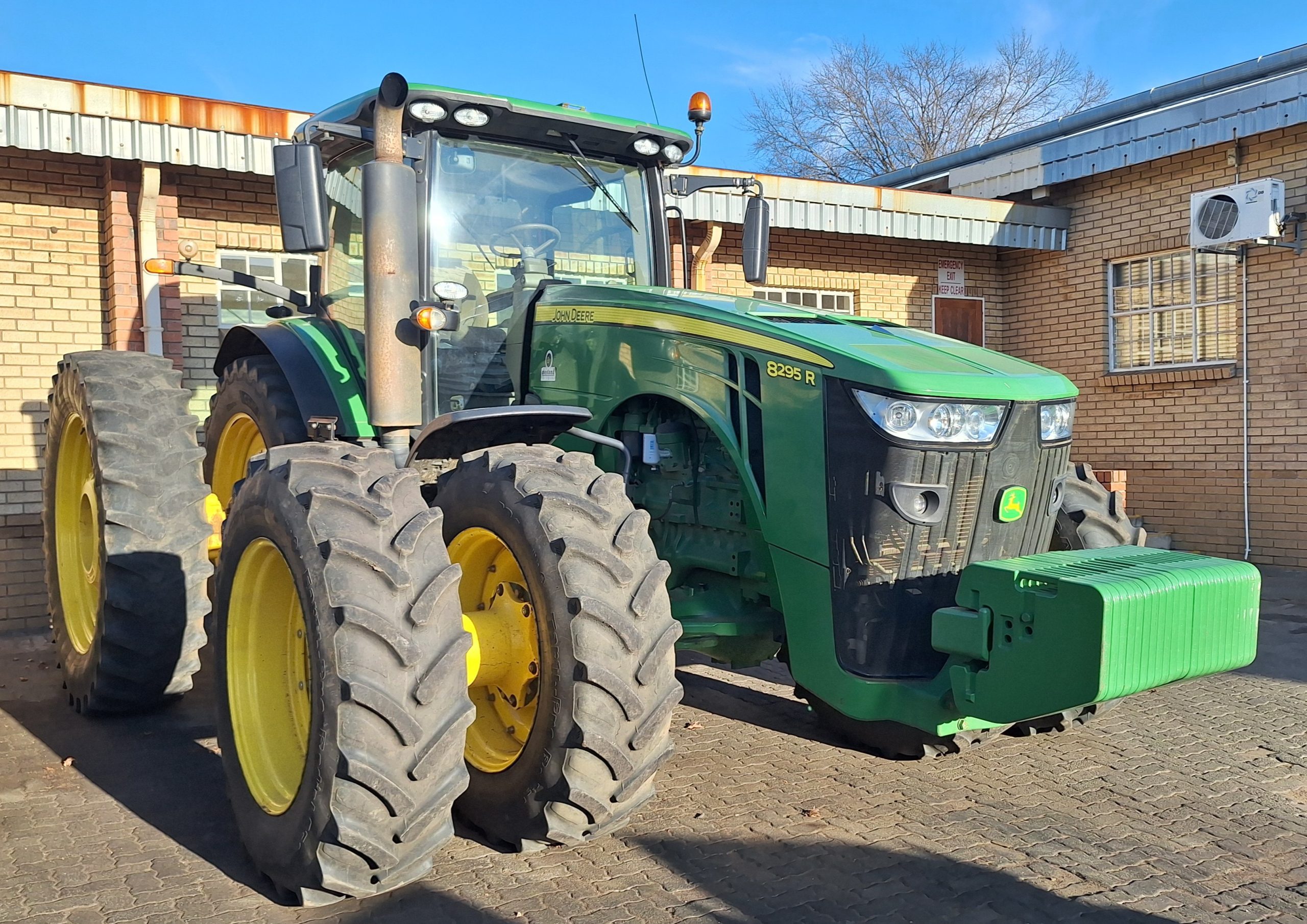 John Deere - 8295R Tractor - For Sale AFGRI Equipment (Bethal)