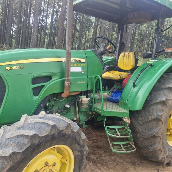 John Deere - 5082E OOS Tractor - For Sale at AFGRI (Vryheid)