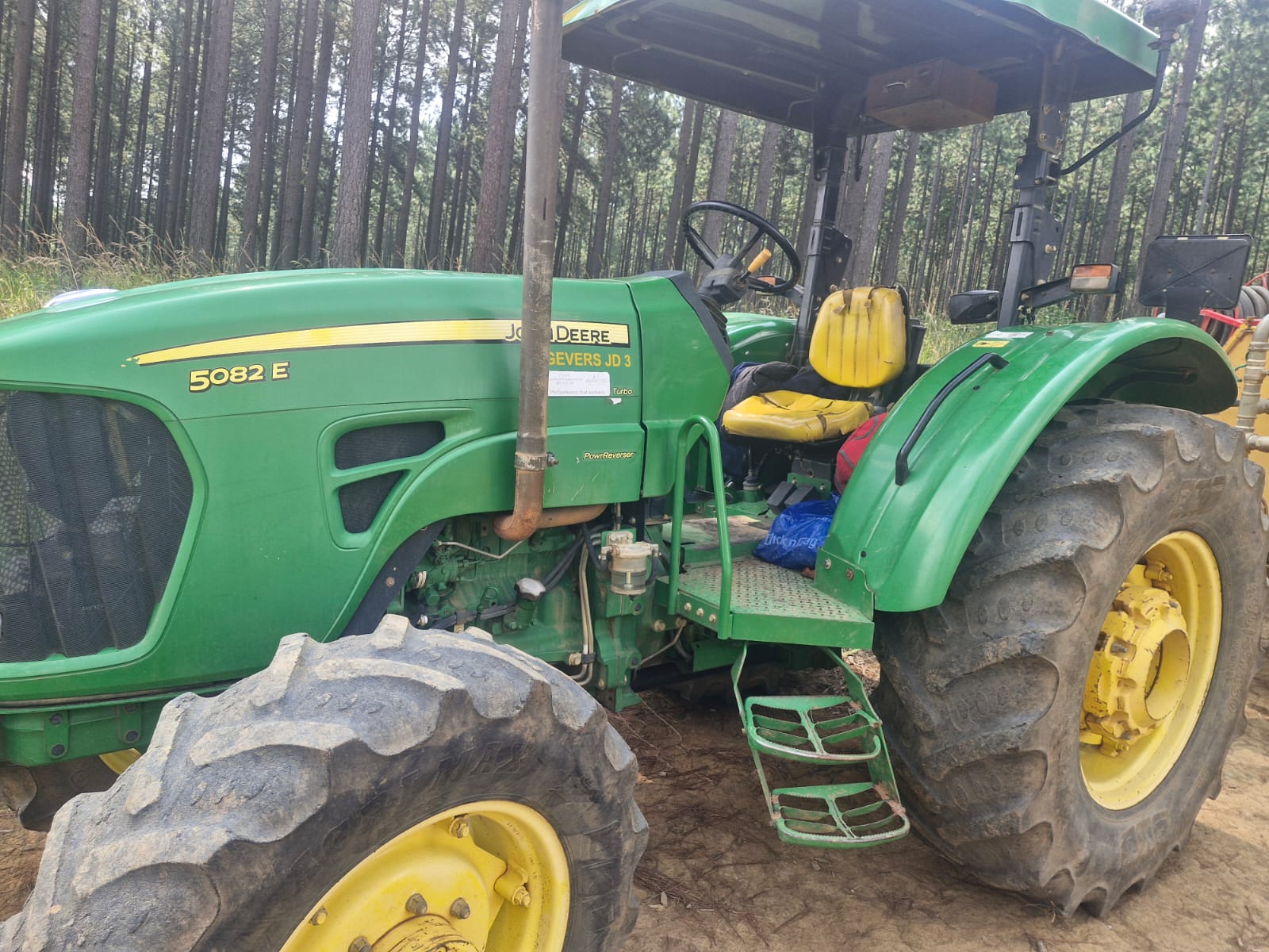 John Deere - 5082E OOS Tractor - For Sale at AFGRI (Vryheid)