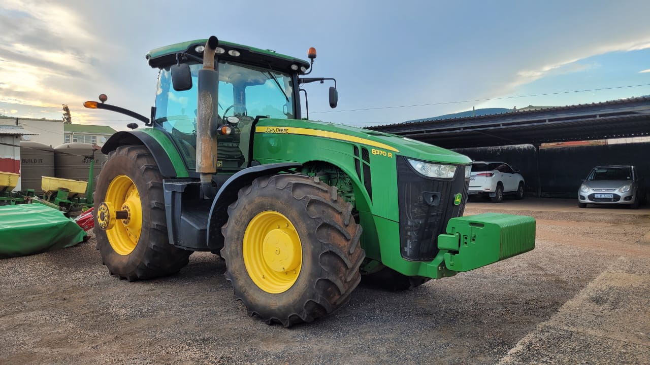 John Deere - 8370R Tractor - For Sale at AFGRI Equipment (Dalton)