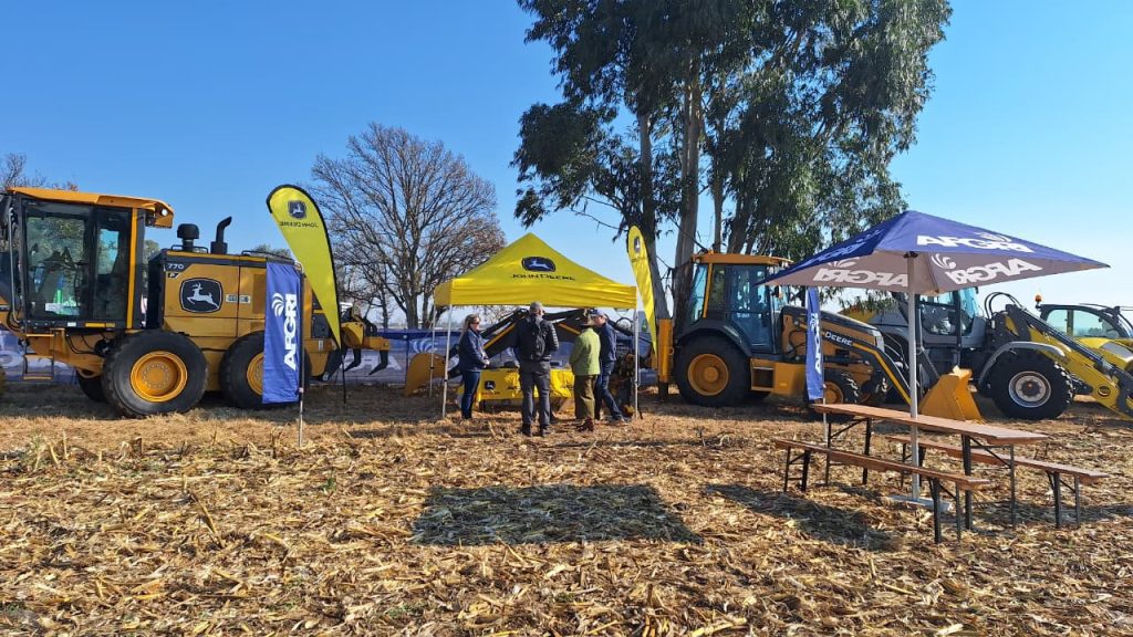 AFGRI Equipment team engaging with visitors at Val Boeredag 2026.