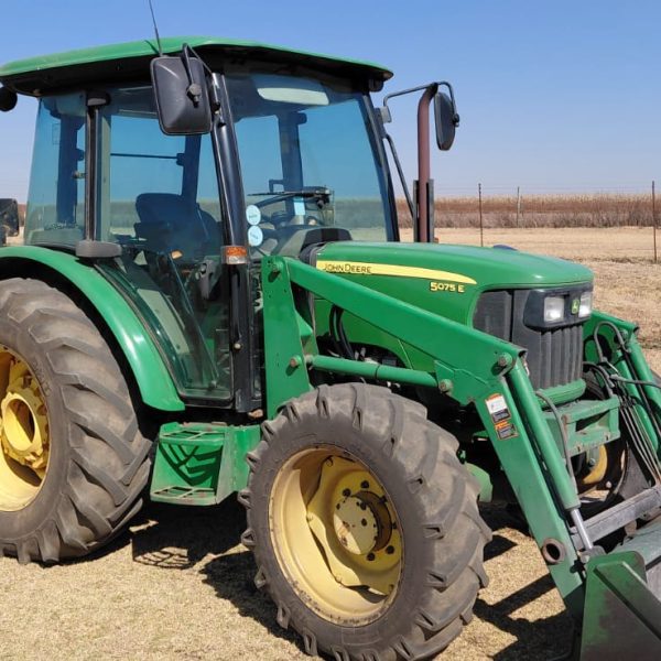 John Deere - 5075E Tractor - For Sale at AFGRI Equipment (Delmas)