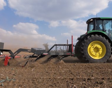 Rovic Peregrine 5.2m operating through crop residue with high frame clearance.