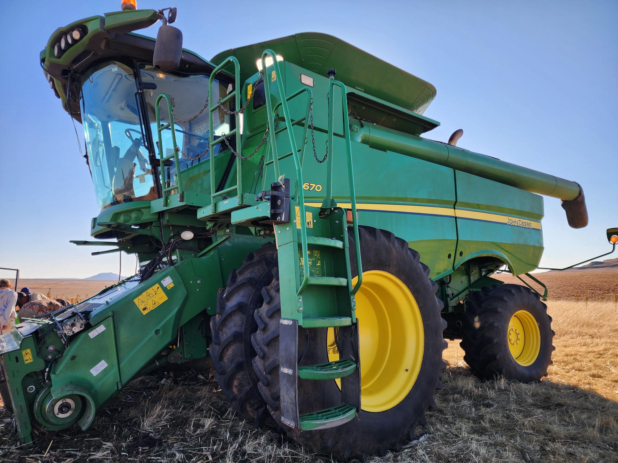 John Deere - S670 STR03 Combine - For sale at AFGRI (Harrismith)