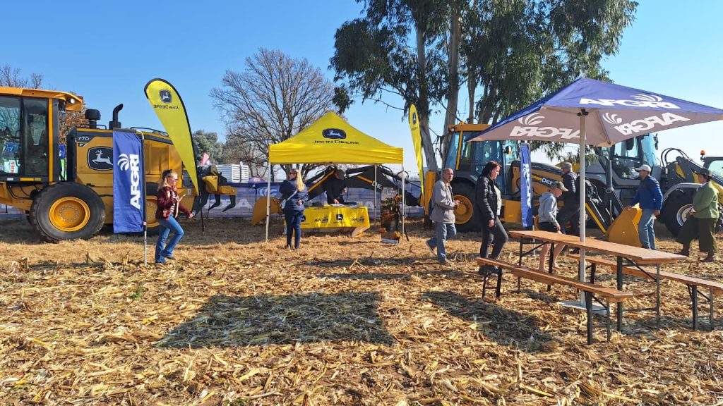 Visitors at the AFGRI Equipment Construction stand at Val Boeredag.