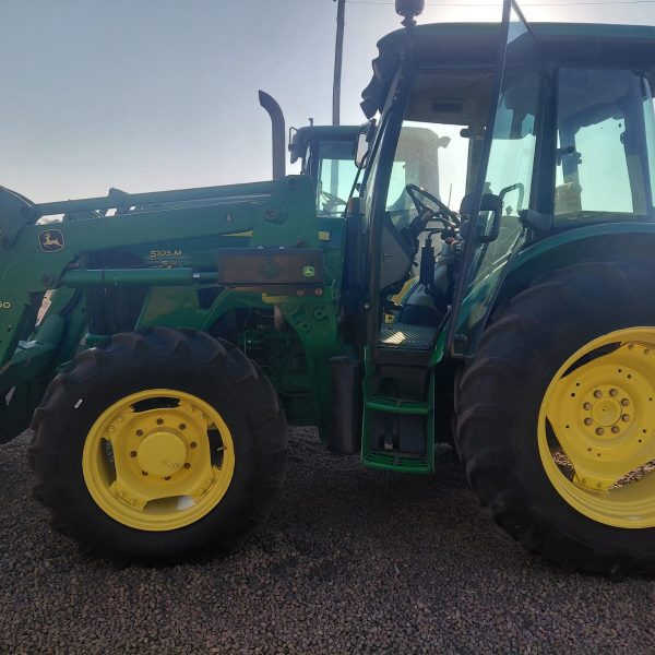 John Deere - 5105M MFWD Tractor - For Sale at AFGRI Equipment (Delmas)