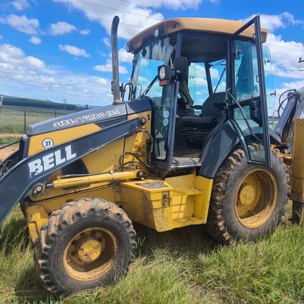 Bell - 315SJ TLB - Vryheid, KZN