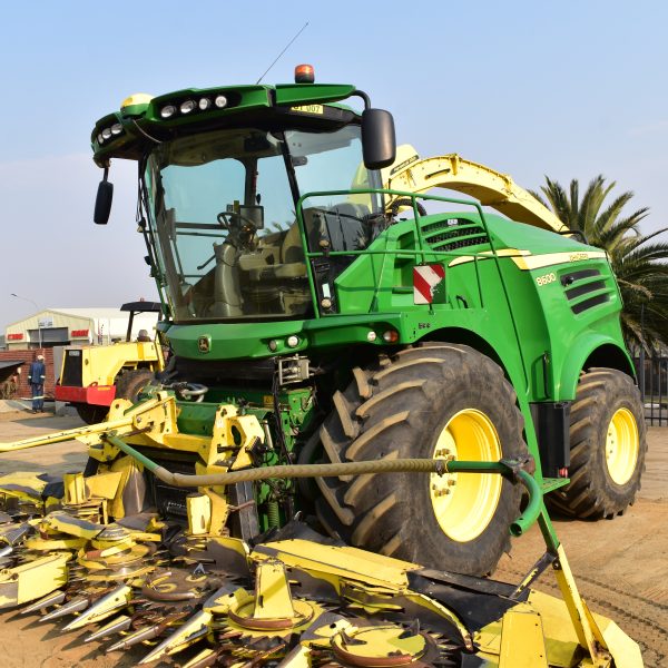 John Deere - 8600i Forage Harvester - For Sale at AFGRI Equipment (Newcastle)